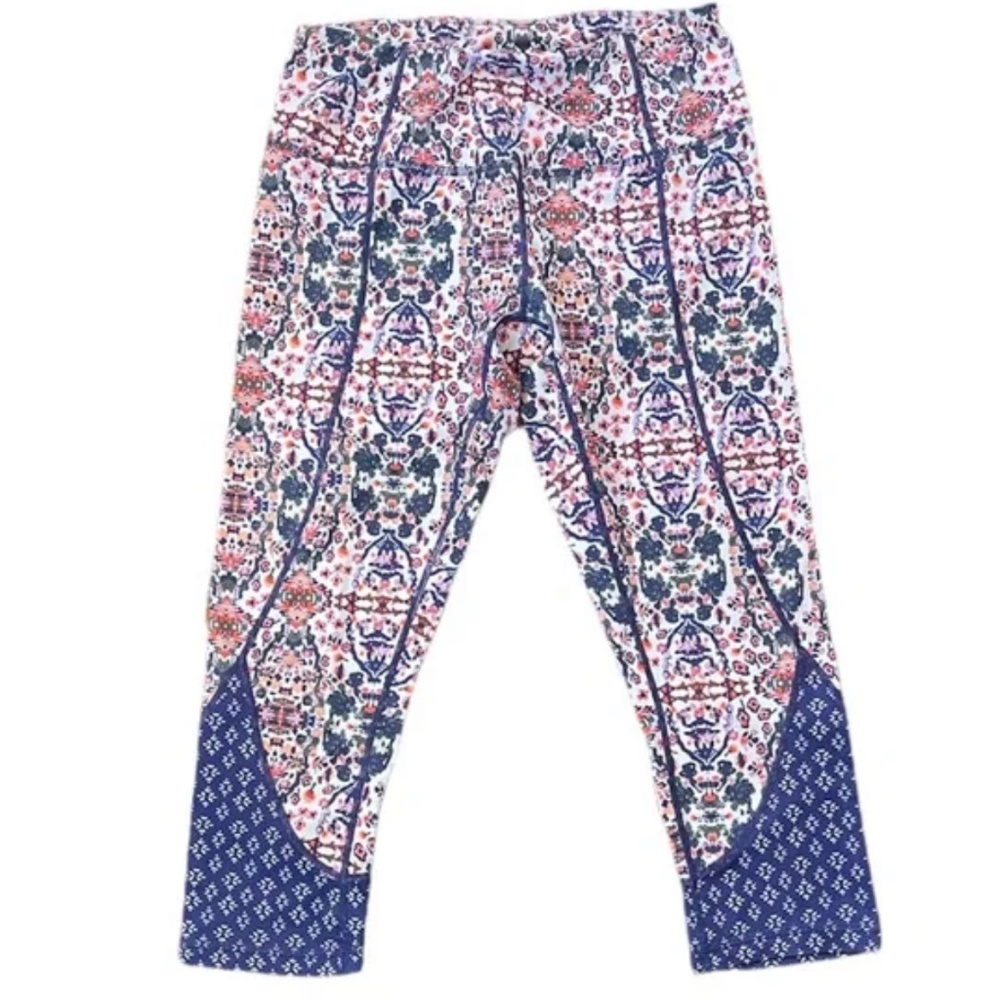Apana Capri Leggings